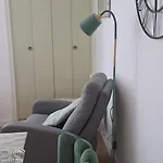 Sophie Dispo Dès Le 14 Juin Jusqu'au 26 Juillet Et Novembre 50m Des Cures Avec Son Coin Nuit Cosy Petit Balcon Vue Dégagée Wifi Place Parking Ascenseur