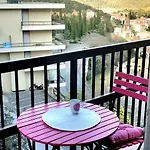 Sophie Dispo Dès Le 14 Juin Jusqu'au 26 Juillet Et Novembre 50m Des Cures Avec Son Coin Nuit Cosy Petit Balcon Vue Dégagée Wifi Place Parking Ascenseur Amélie-les-Bains-Palalda