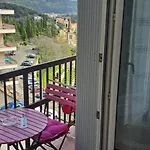 Sophie Dispo Dès Le 14 Juin Jusqu'au 26 Juillet Et Novembre 50m Des Cures Avec Son Coin Nuit Cosy Petit Balcon Vue Dégagée Wifi Place Parking Ascenseur Appartamento *