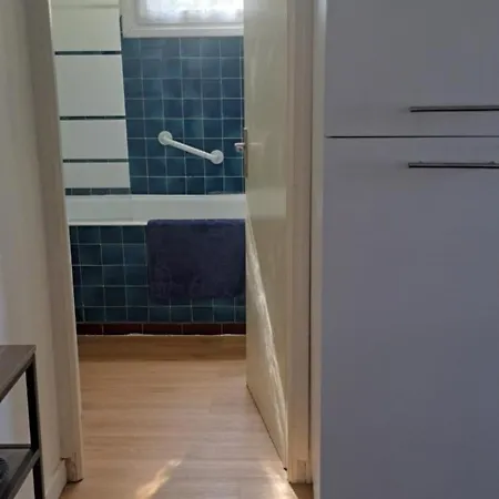 Apartman Oriente Nord Frais Bien Ventile Grand Balcon Wifi Parking Vue Etage Superieur *