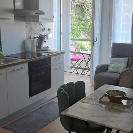 Bien Oriente Frais Et Tres Agreable En Cette Fin D Ete Dernieres Disponibilites Sur 2026 Lejlighed *